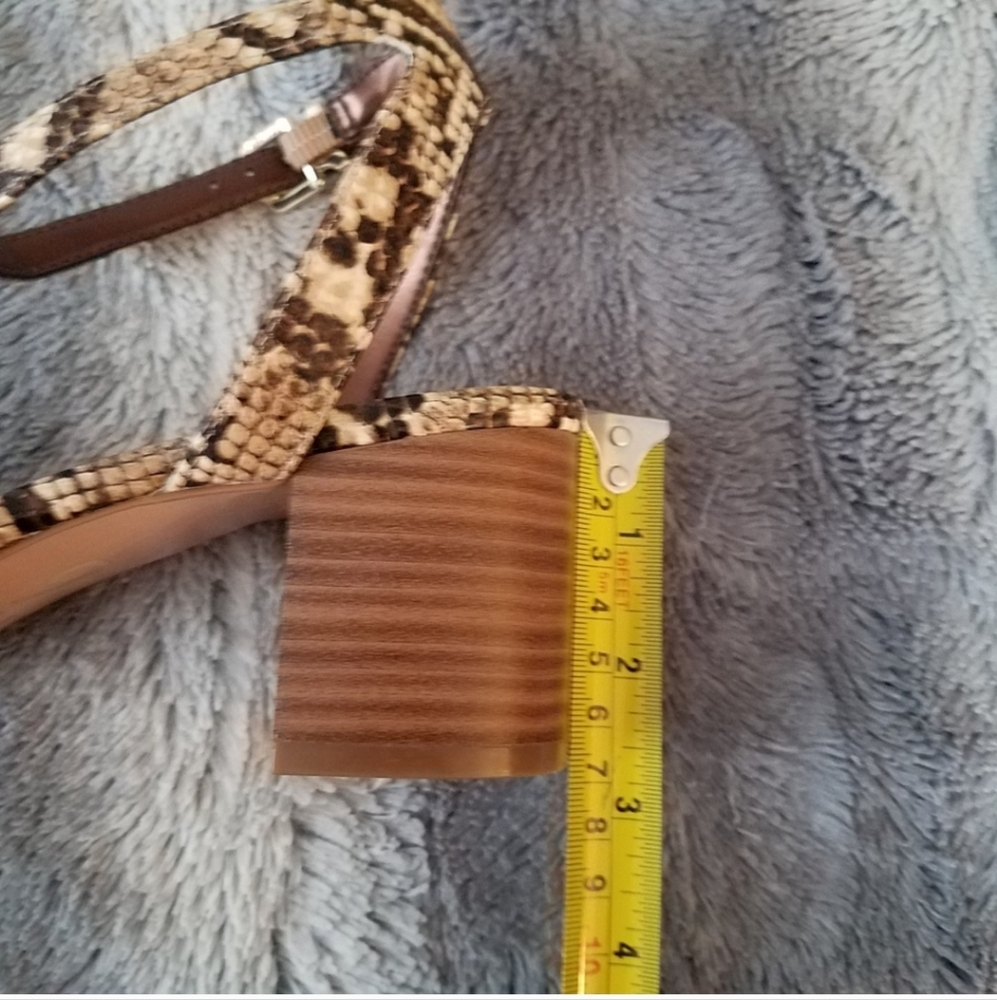 Snake skin print block heel sandals NWOT SIZE 7.5 - Picture 4 of 5